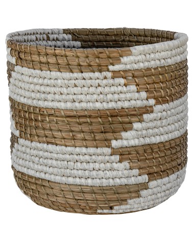 NATURAL FIBRE AND WHITE BASKETS