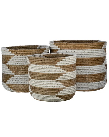 NATURAL FIBRE AND WHITE BASKETS